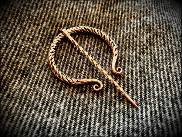 Viking Saxon Bronze Penanular Brooch Cloak Pin