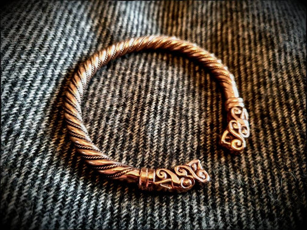 Bronze Viking Wolf Bracelet Arm Ring