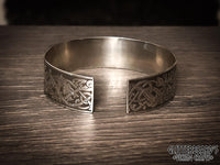 Viking Mammen Style Cuff Bracelet